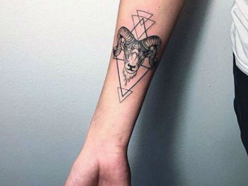 Belier tatouage : quel tatouage selon mon signe astrologique ?