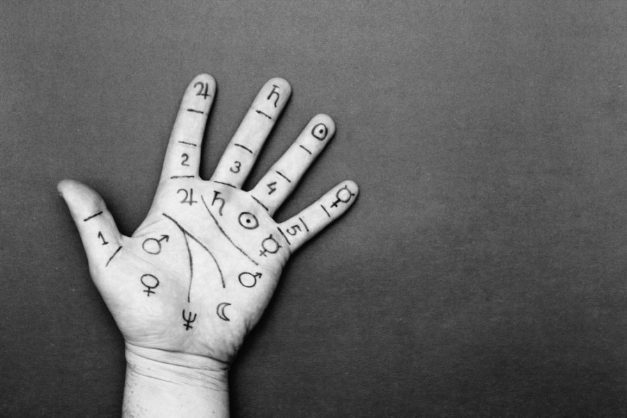 Chiromancie : la pratique divinatoire pour lire nos mains