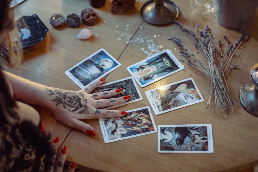 Signification des cartes dans le tirage tarot persan