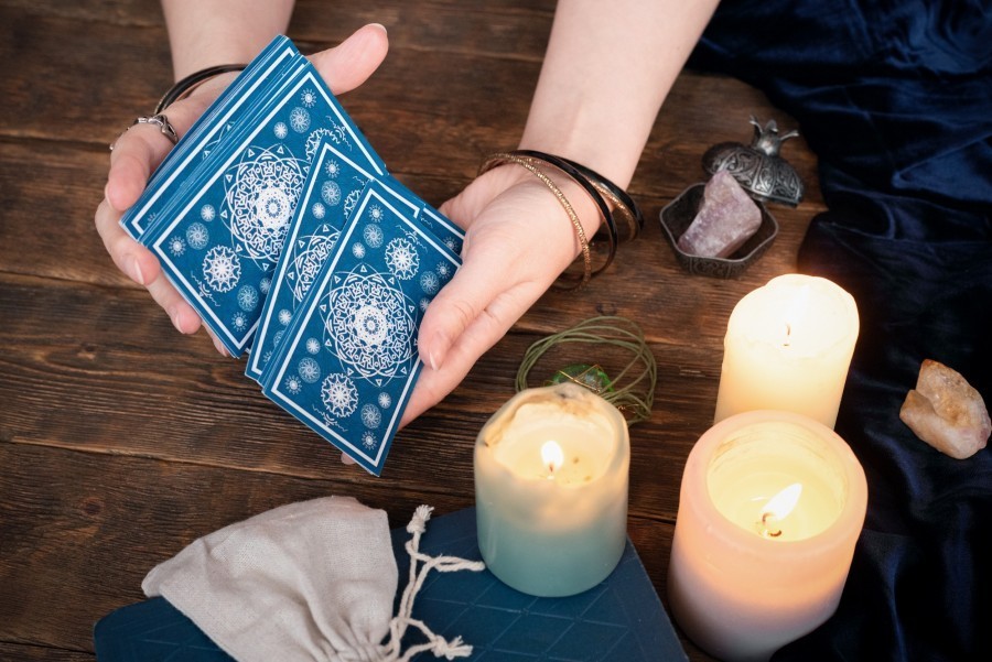 Qu'est-ce que l'oracle de Belline tirage en croix ? Qu'est-ce que l'oracle de Belline tirage en croix ?